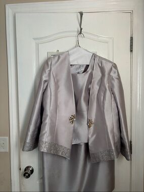 Silver Satin Long Sleeve Women's Skirt & Jacket Set with Embellished Accents